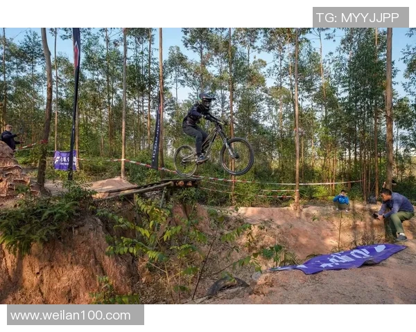 南京与重庆极限运动队耐力对决赛后分析与总结